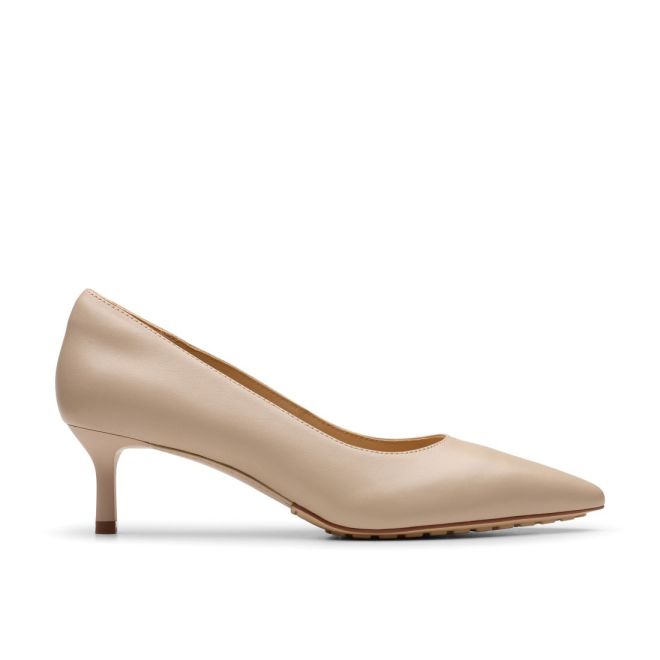 CLARKS ADELA COURT