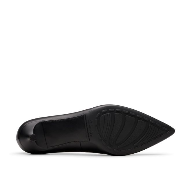 CLARKS ADELA COURT