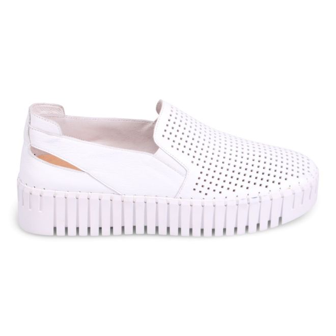 DJANGO & JULIETTE BARTAS