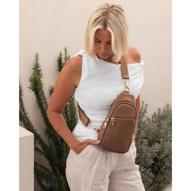 LOUENHIDE BELLA SLING BAG