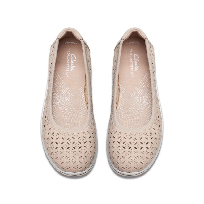 CLARKS BREEZE ROAM