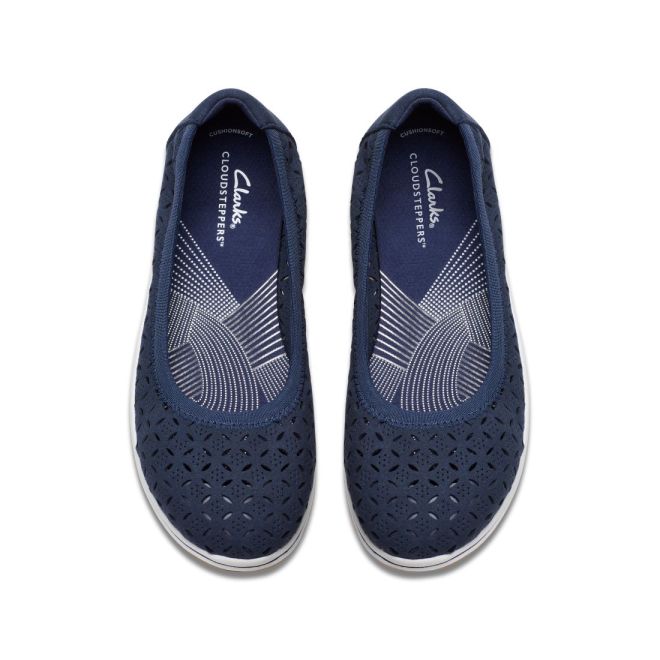 CLARKS BREEZE ROAM