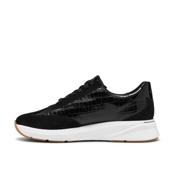 CLARKS CODE R RUN
