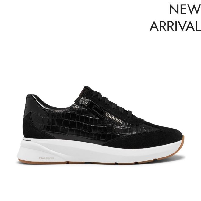 CLARKS CODE R RUN