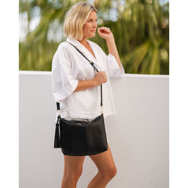 LOUENHIDE DAISY CROSSBODY BAG