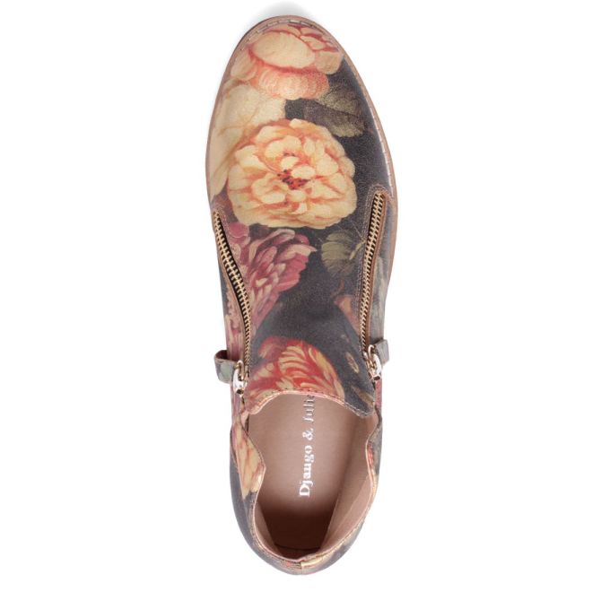 DJANGO & JULIETTE OHMY