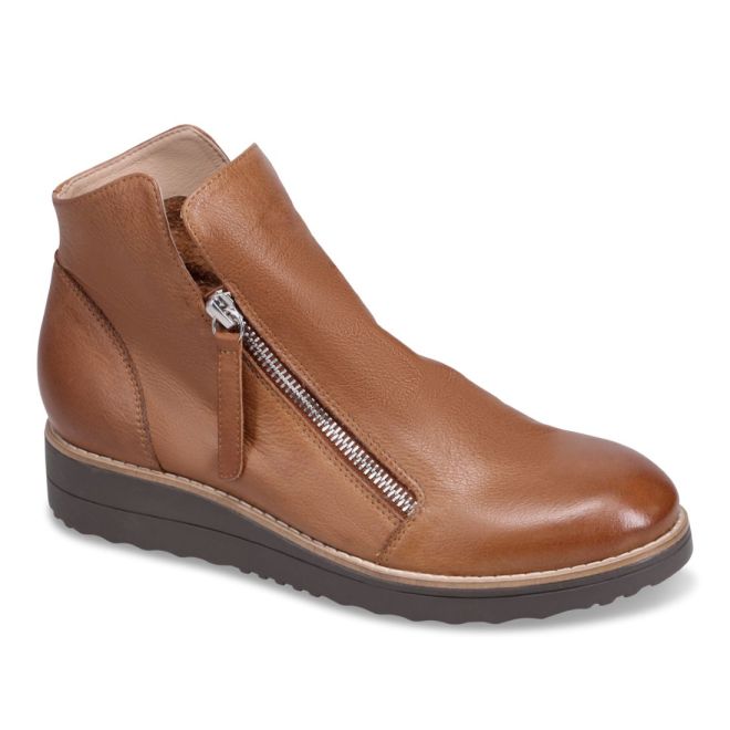 DJANGO & JULIETTE OHMY