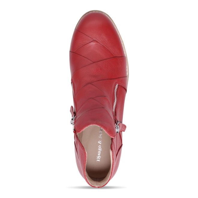 DJANGO & JULIETTE OMEAH