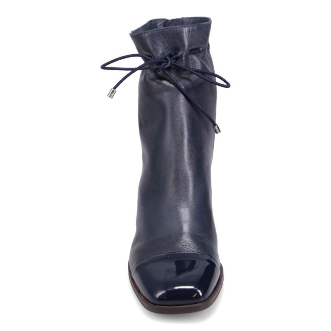 DJANGO & JULIETTE VALINA