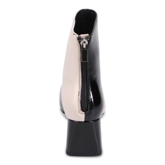 DJANGO & JULIETTE VITCH